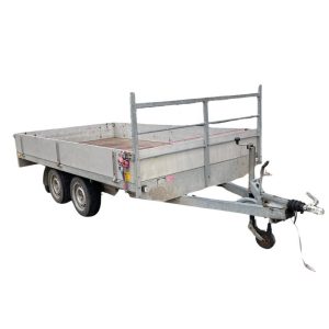 Aanhangers en Transportmiddelen
